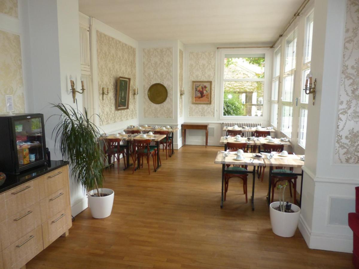 Hotel Des Thermes Bourbon-l'Archambault Ngoại thất bức ảnh